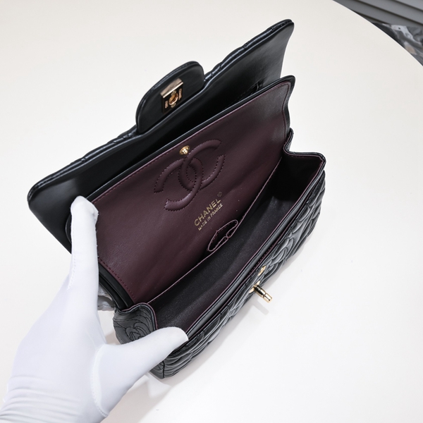 シャネルバッグ全体デザイン